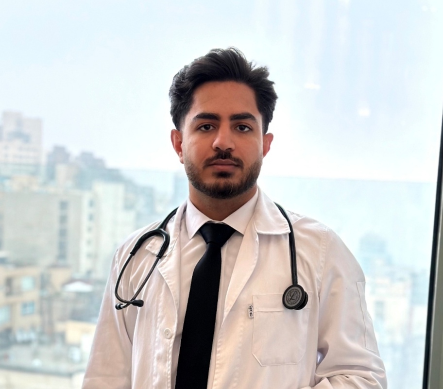 عکس پروفایل علی محمد جعفری