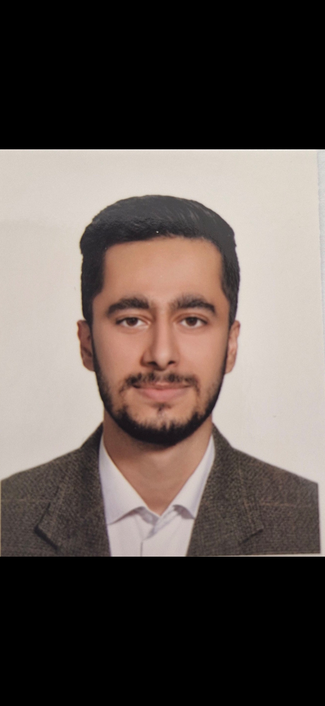 عکس پروفایل احمد میرزایی
